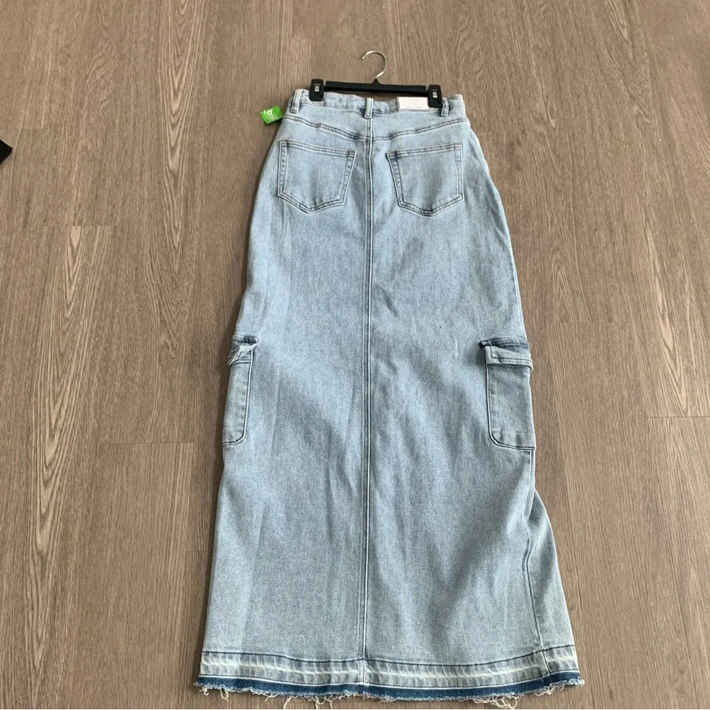 NWOT Tinseltown Blue Denim Maxi Skirt - Picture 8 of 11